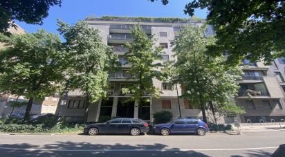 Palazzo / Stabile 0 locali di 172 m² a Milano (20149)