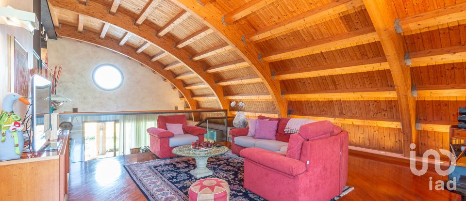 House boat 11 rooms of 600 m² in Borgoricco (35010)