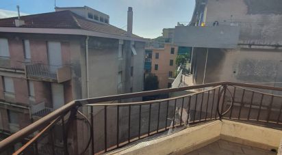 Appartamento 7 locali di 120 m² a Genova (16154)