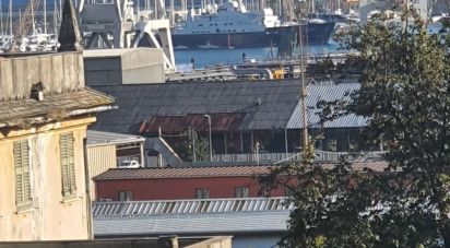 Appartamento 7 locali di 120 m² a Genova (16154)