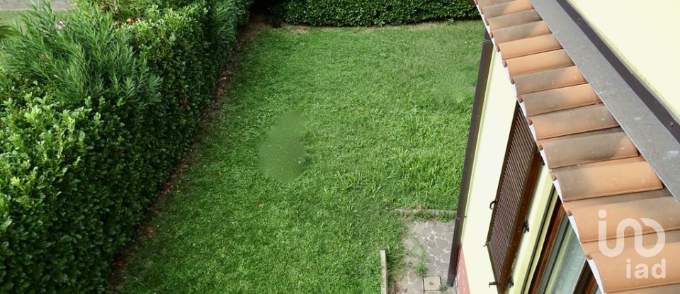 Casa indipendente 10 locali di 258 m² in Busnago (20874)