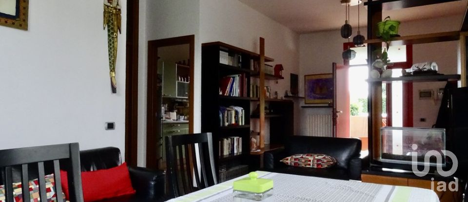 Casa indipendente 10 locali di 258 m² in Busnago (20874)