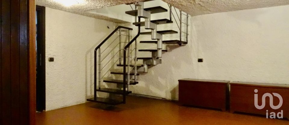 Casa indipendente 10 locali di 258 m² in Busnago (20874)