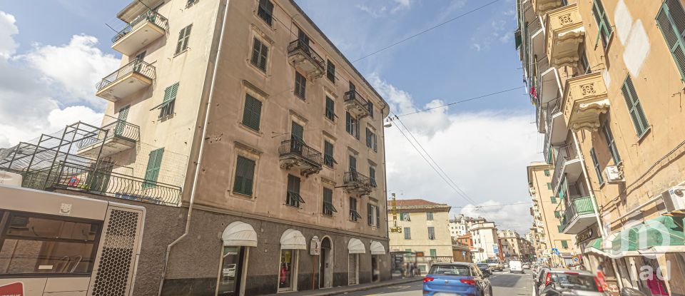 Appartamento 5 locali di 82 m² a Genova (16127)