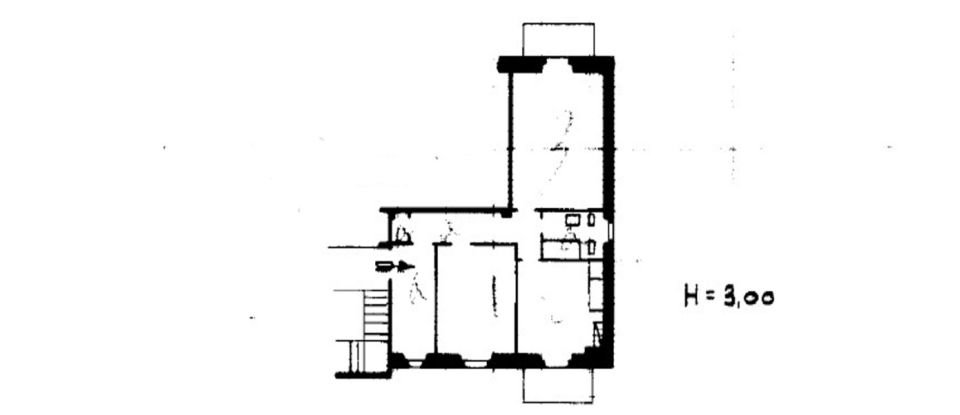 Four-room apartment of 70 m² in Genova (16139)