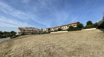 Land of 4,000 m² in Montegranaro (63812)