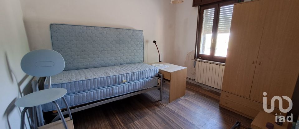 Traditional house 8 rooms of 130 m² in Pontecchio Polesine (45030)