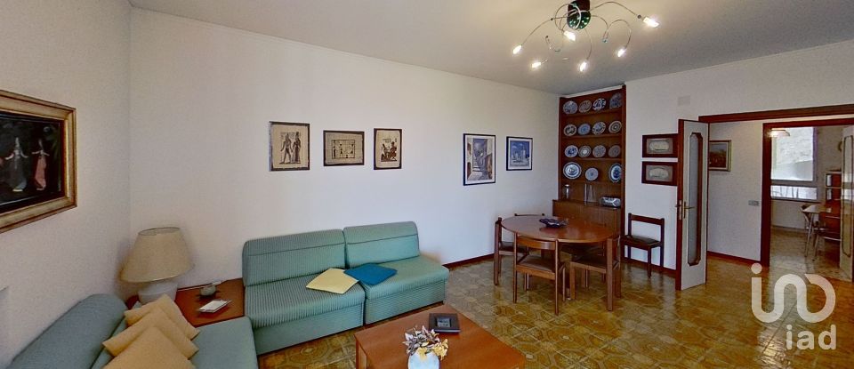 Quadrilocale di 100 m² a Arenzano (16011)