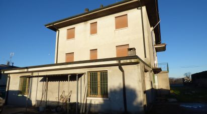 Appartamento 6 locali di 140 m² a Medole (46046)