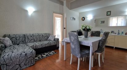 Trilocale di 85 m² a Genova (16144)