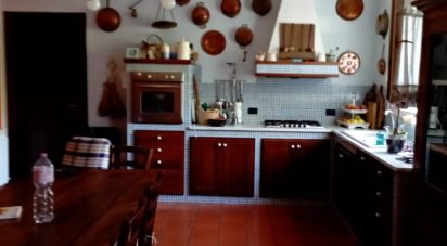 Casa indipendente 11 locali di 300 m² in Sassari (07040)