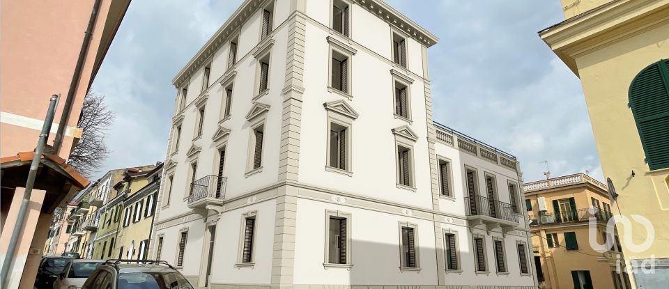 Three-room apartment of 100 m² in Sanremo (18038)