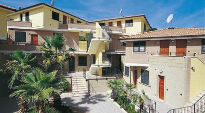 Appartamento 5 locali di 67 m² a Tortoreto (64018)
