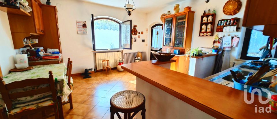 Country house 15 rooms of 300 m² in Rosignano Marittimo (57016)