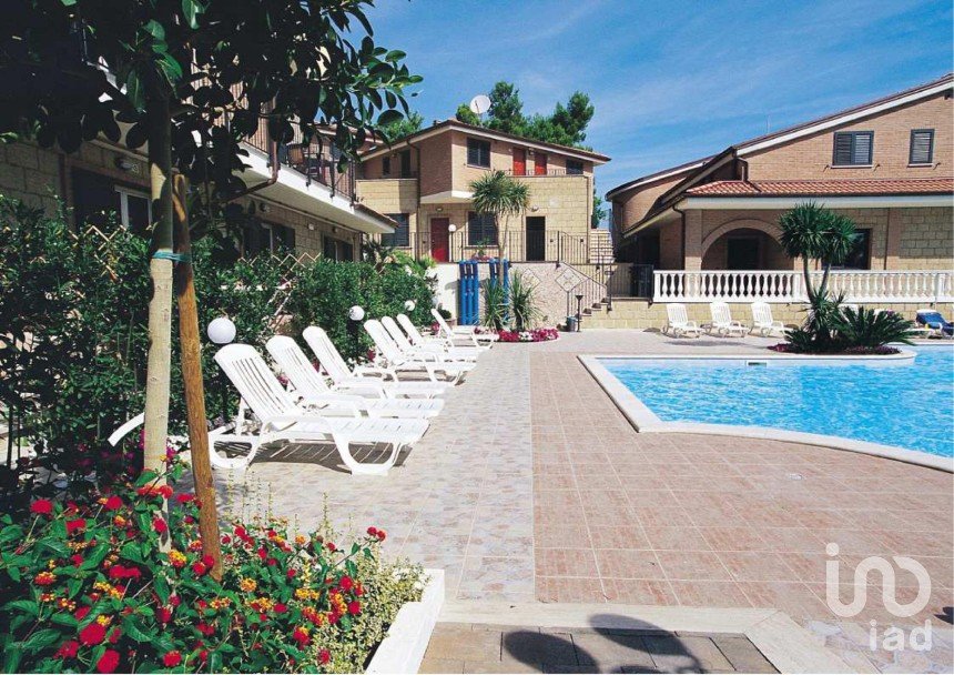 Apartment 5 rooms of 47 m² in Tortoreto (64018)