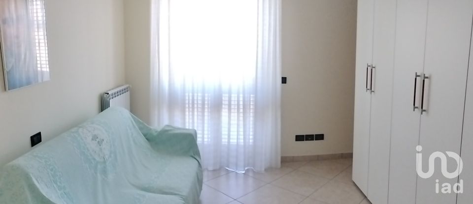 Casa indipendente 19 locali di 540 m² in Cappelle sul Tavo (65010)