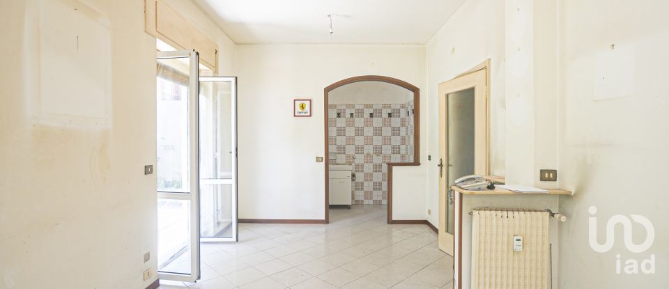 Appartamento 7 locali di 100 m² a Genova (16148)