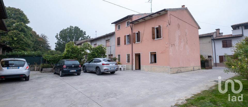House 6 rooms of 165 m² in Castel Goffredo (46042)