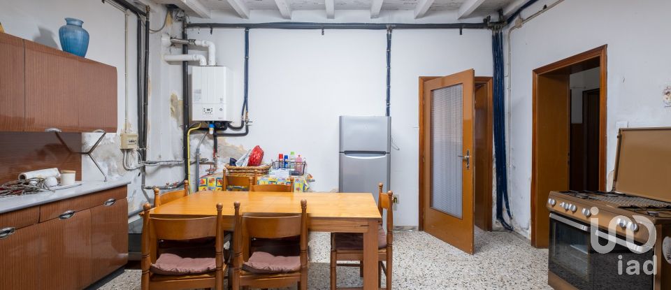 Casa 6 locali di 165 m² in Castel Goffredo (46042)