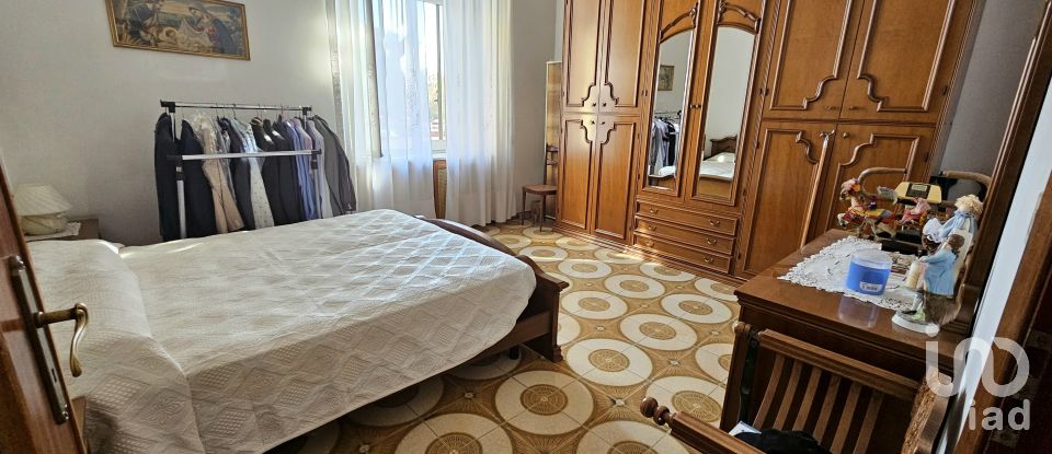 Apartment 6 rooms of 151 m² in Alessandria (15121)