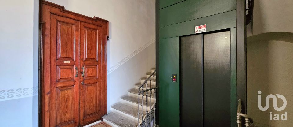 Appartamento 6 locali di 151 m² a Alessandria (15121)