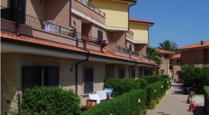 Appartamento 6 locali di 91 m² a Tortoreto (64018)