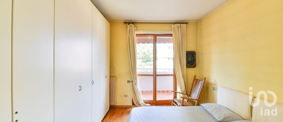 Three-room apartment of 132 m² in Como (22100)