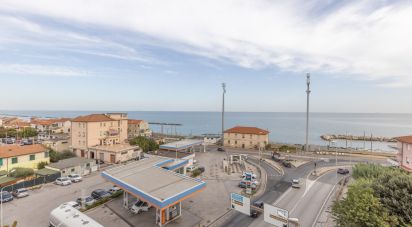 Appartamento 5 locali di 122 m² a Ancona (60126)