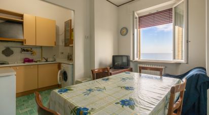 Appartamento 5 locali di 122 m² a Ancona (60126)