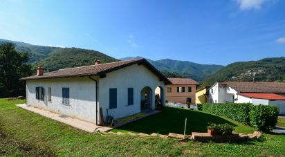 Town house 7 rooms of 160 m² in Murialdo (17013)