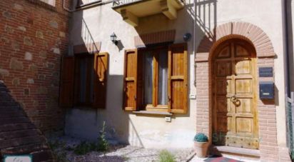 Three-room apartment of 80 m² in Montefortino (63858)
