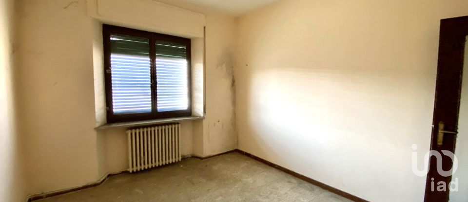 Duplex 8 rooms of 175 m² in Medole (46046)