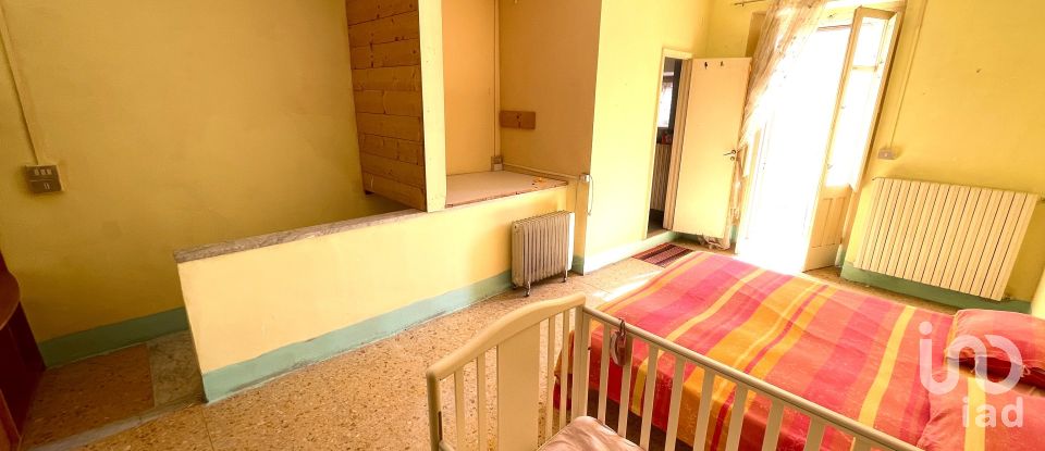 Casa di paese 4 locali di 73 m² in Pratola Peligna (67035)
