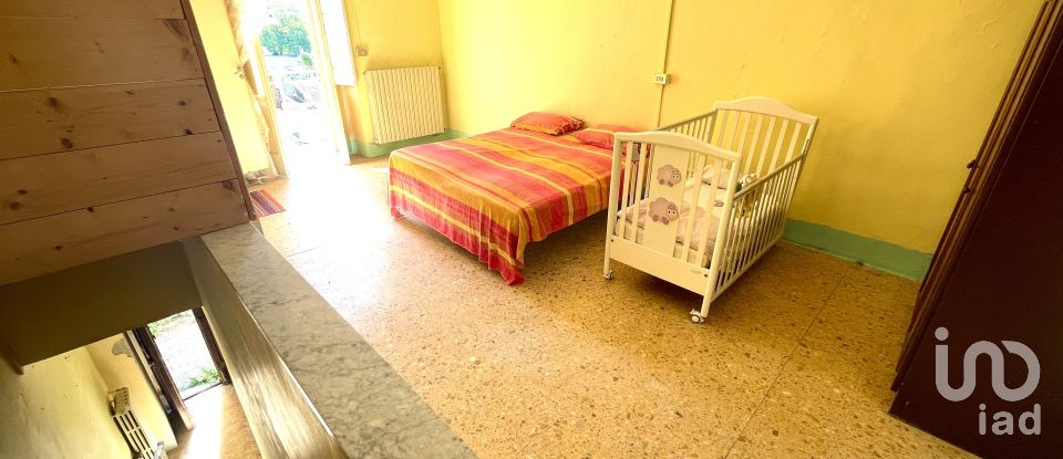 Casa di paese 4 locali di 73 m² in Pratola Peligna (67035)