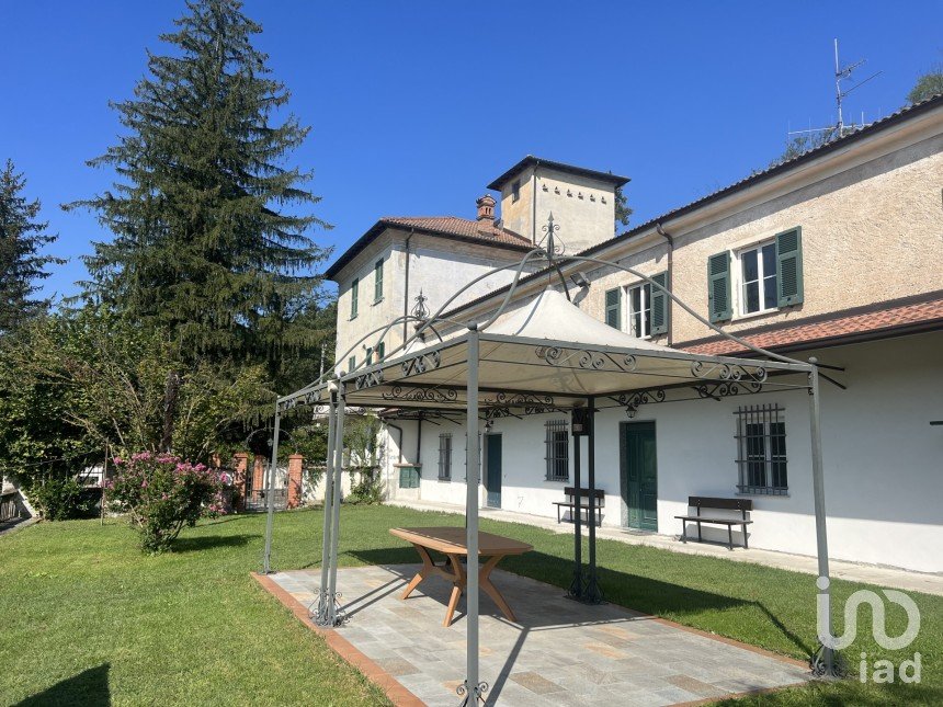 Villa 0 locali di 18.000 m² in Gavi (15066)