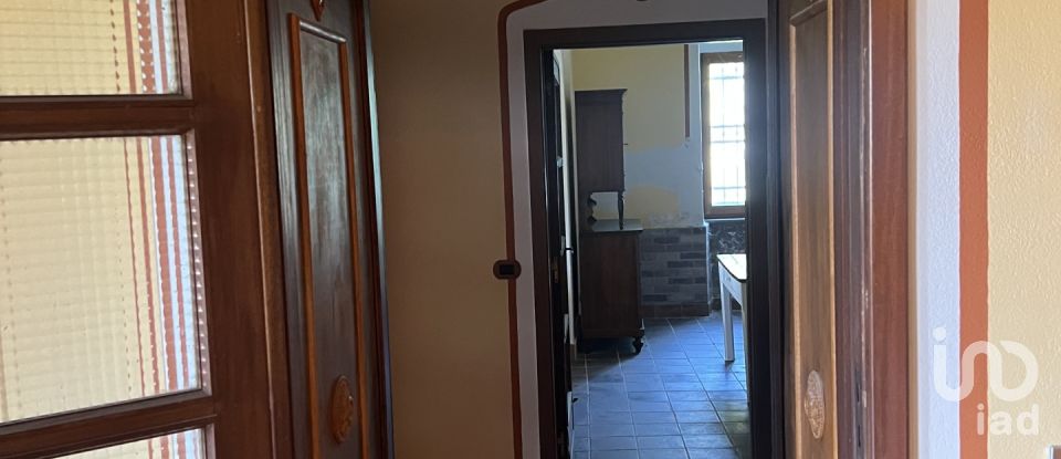 Farm 0 rooms of 18,000 m² in Gavi (15066)