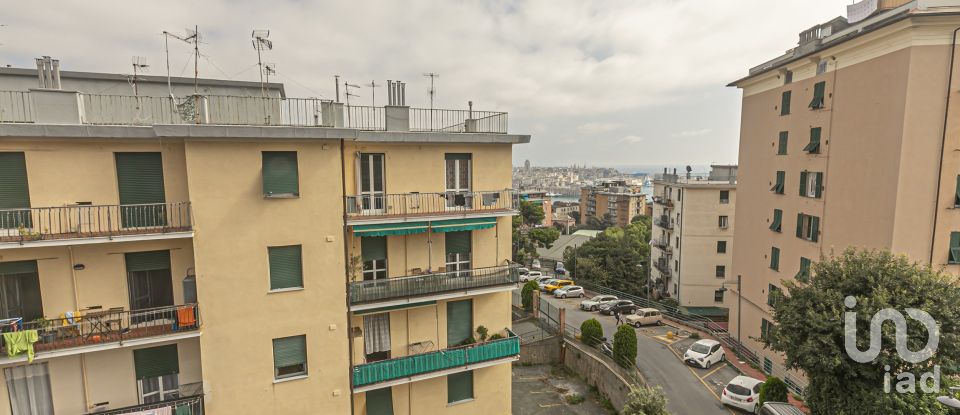 Trilocale di 90 m² a Genova (16127)