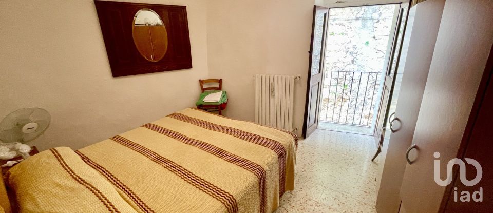 Casa di paese 6 locali di 79 m² in Pettorano sul Gizio (67034)