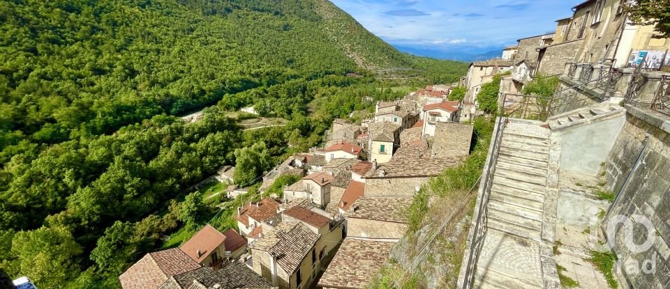 Casa di paese 6 locali di 79 m² in Pettorano sul Gizio (67034)