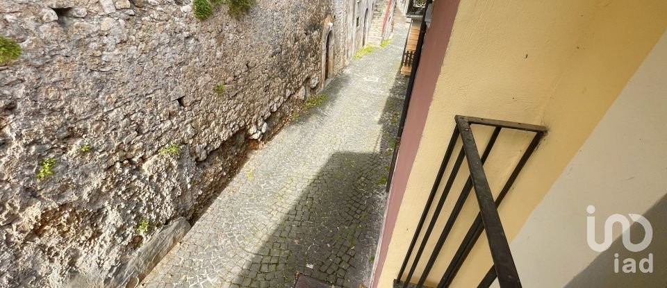 Casa di paese 6 locali di 79 m² in Pettorano sul Gizio (67034)