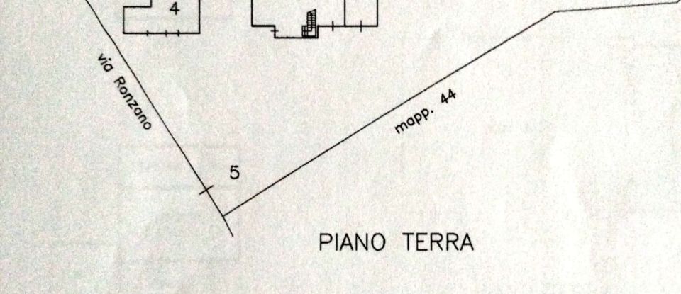 Casa indipendente 8 locali di 162 m² in Belvedere Ostrense (60030)