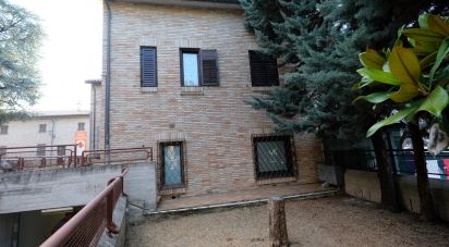 Immobile di prestigio 10 locali di 152 m² a Castelleone di Suasa (60010)
