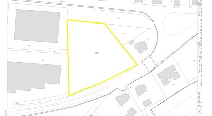 Land of 7,013 m² in Chiaravalle (60033)