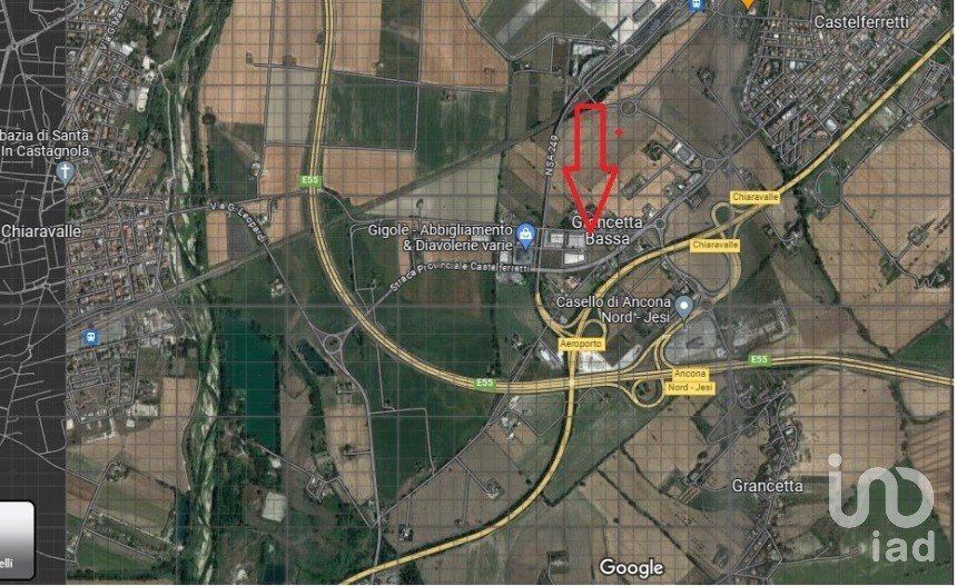 Land of 5,112 m² in Chiaravalle (60033)