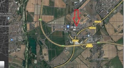 Terreno di 5.112 m² in Chiaravalle (60033)