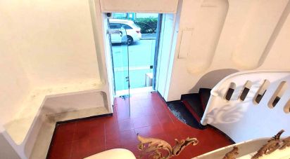 Negozio / locale commerciale di 36 m² in Genova (16166)