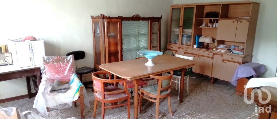 House 7 rooms of 195 m² in Alessandria (15121)