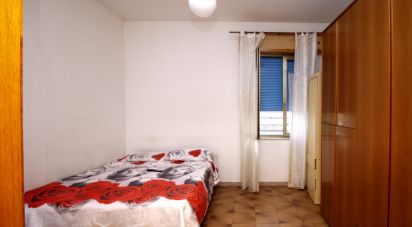 Building 7 rooms of 100 m² in Roseto degli Abruzzi (64026)