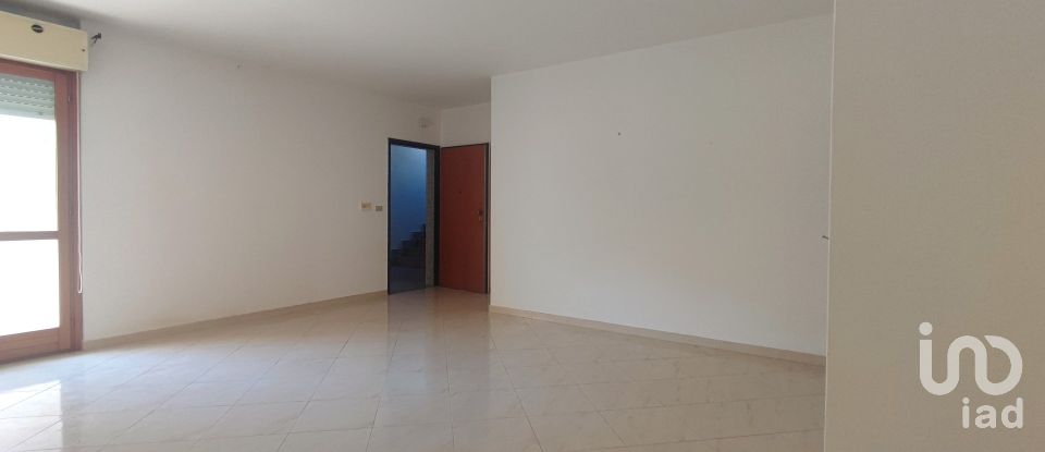 Four-room apartment of 88 m² in Brindisi (72100)