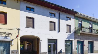 Costruzione di 200 m² in Lurago Marinone (22070)
